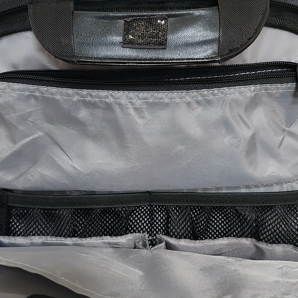 HP Spares Laptop computer tablet bag LAST CHANCE DONATING SOON